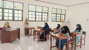 Perkuat Karakter Religius Sejak Dini, Mahasiswa PAI UNIMUDA Gelar Pembelajaran Baca Tulis Al-Qur’an di Waibu